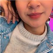 Profesora de la materia de Diseño Gráfico, con 5 años de experiencia como diseñadora gráfica